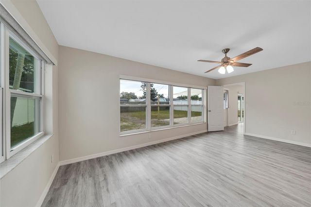 4550 16TH AVENUE N, St Petersburg, FL 33713