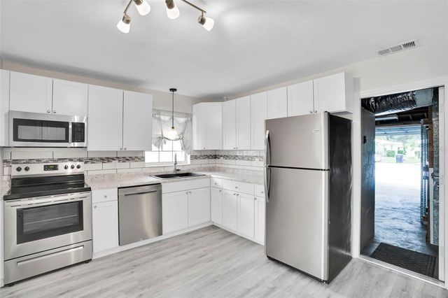 4550 16TH AVENUE N, St Petersburg, FL 33713