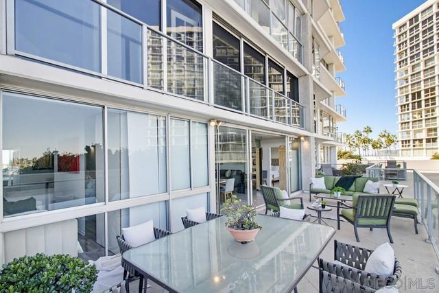 1820 Avenida Del Mundo 108, Coronado, CA 92118