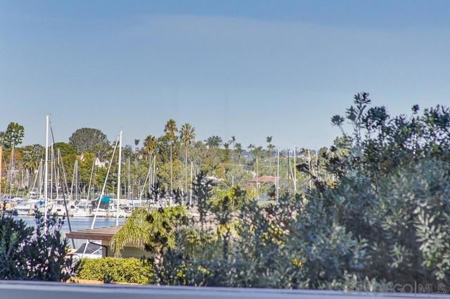 1820 Avenida Del Mundo 108, Coronado, CA 92118