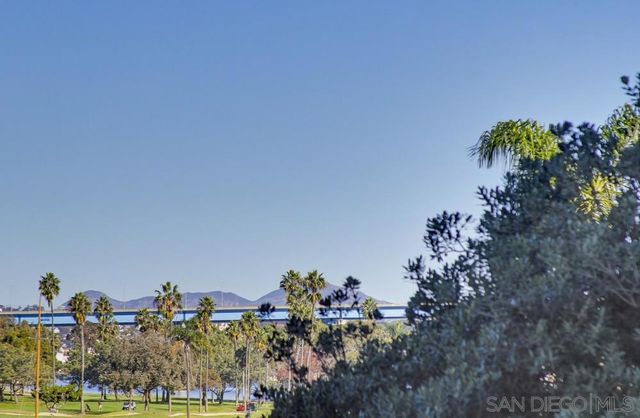 1820 Avenida Del Mundo 108, Coronado, CA 92118