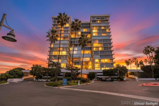 1820 Avenida Del Mundo 108, Coronado, CA 92118