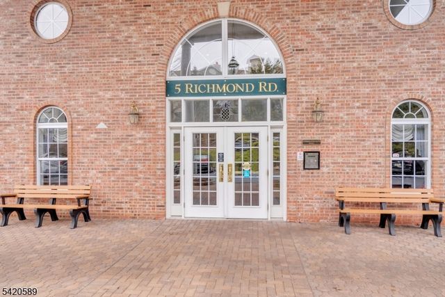 5320 Richmond Rd 320, West Milford Twp., NJ 07480