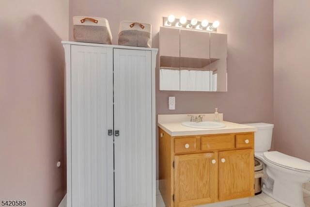 5320 Richmond Rd 320, West Milford Twp., NJ 07480