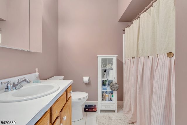 5320 Richmond Rd 320, West Milford Twp., NJ 07480