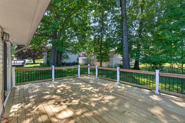 4 Saint Eve Court, Middletown, NY 10940