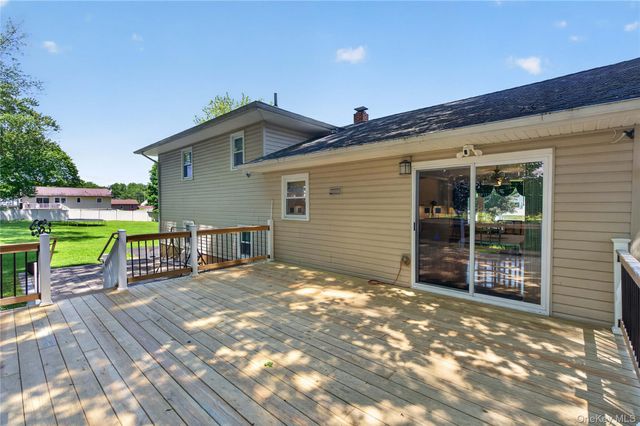 4 Saint Eve Court, Middletown, NY 10940