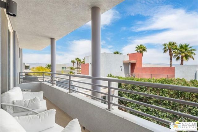 4934 Herzog Way, Palm Springs, CA 92262