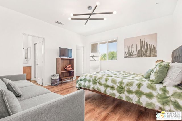 4934 Herzog Way, Palm Springs, CA 92262