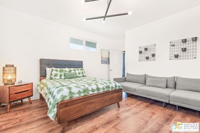 4934 Herzog Way, Palm Springs, CA 92262