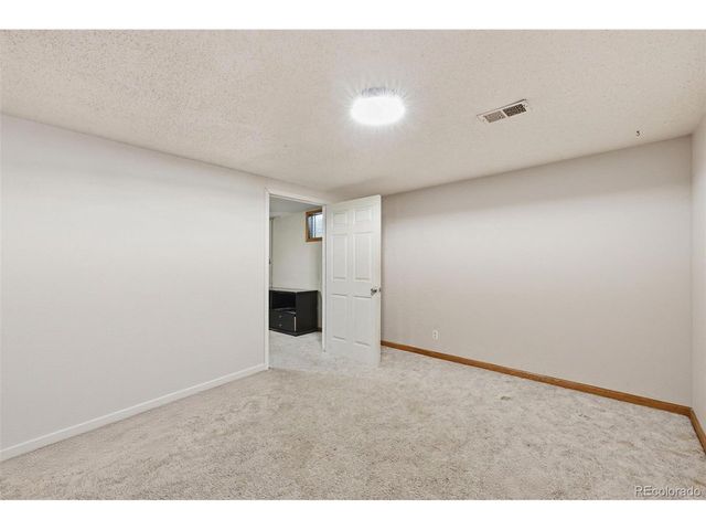 424 W Union Ave, La Salle, CO 80645