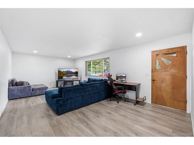 424 W Union Ave, La Salle, CO 80645
