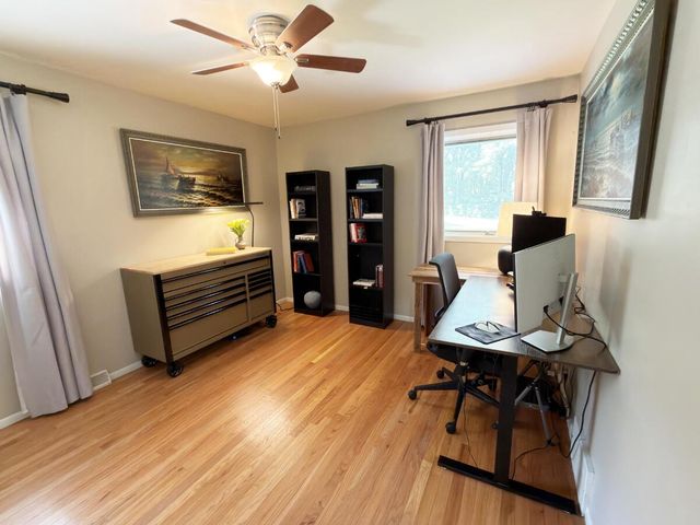 W240N4035 Swan ROAD, Pewaukee, WI 53072
