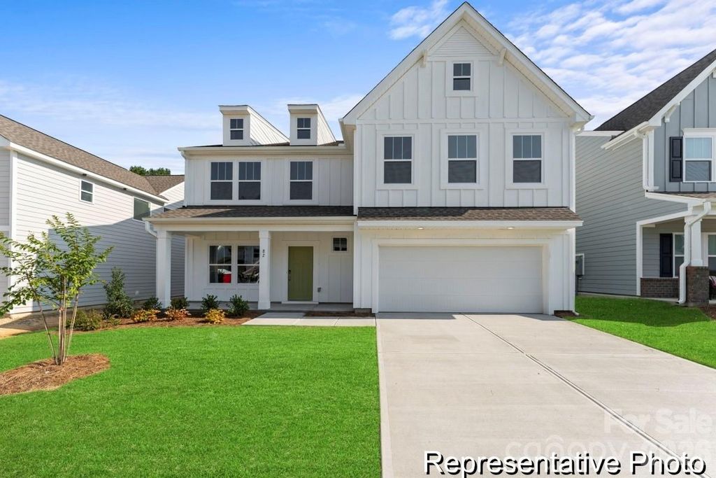 1726 Autumn Country Lane 46, High Shoals, NC 28077