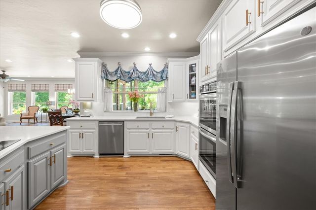 2801 S Air Depot Boulevard, Edmond, OK 73013