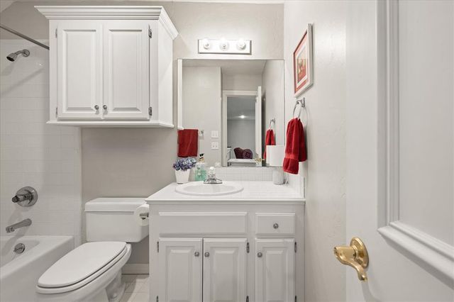 2801 S Air Depot Boulevard, Edmond, OK 73013