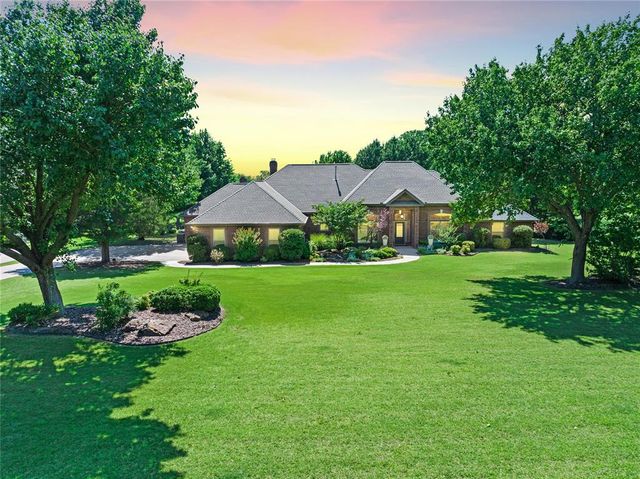 2801 S Air Depot Boulevard, Edmond, OK 73013