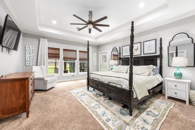 201 Hillcrest Drive, Alvin, TX 77511