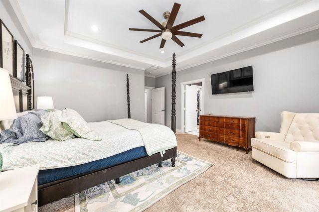 201 Hillcrest Drive, Alvin, TX 77511