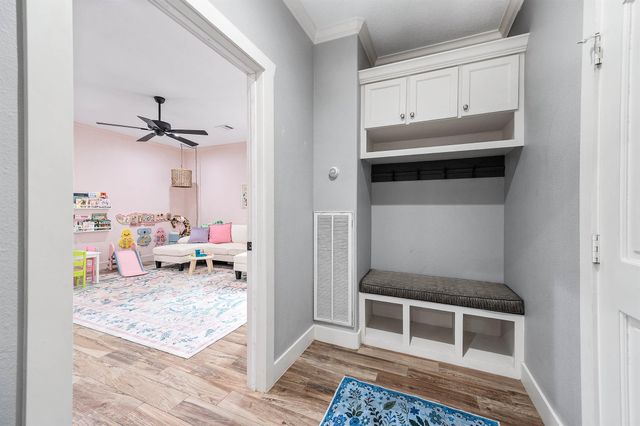 201 Hillcrest Drive, Alvin, TX 77511