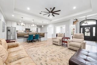 201 Hillcrest Drive, Alvin, TX 77511