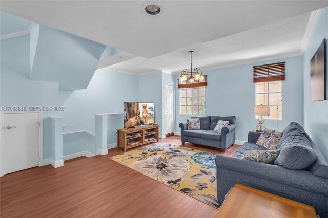 2845 NE 185th Street 903, Aventura, FL 33180