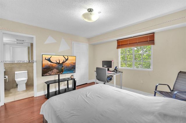 2845 NE 185th Street 903, Aventura, FL 33180