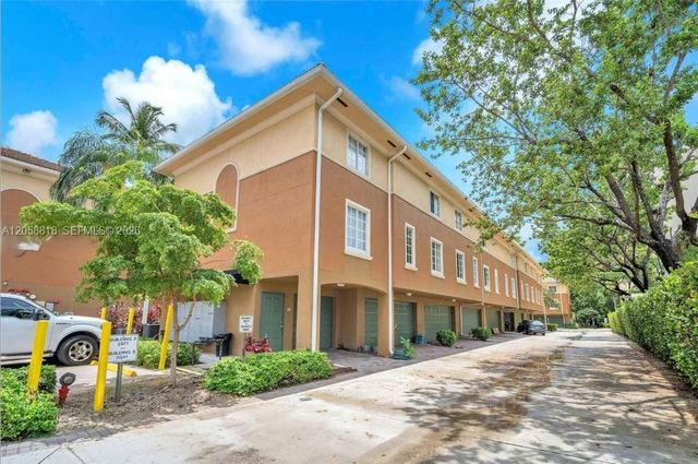 2845 NE 185th Street 903, Aventura, FL 33180