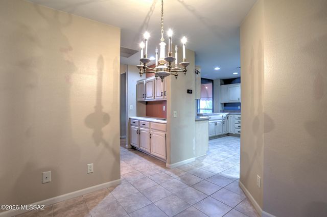 38035 S Rolling Hills Drive, Saddlebrooke, AZ 85739