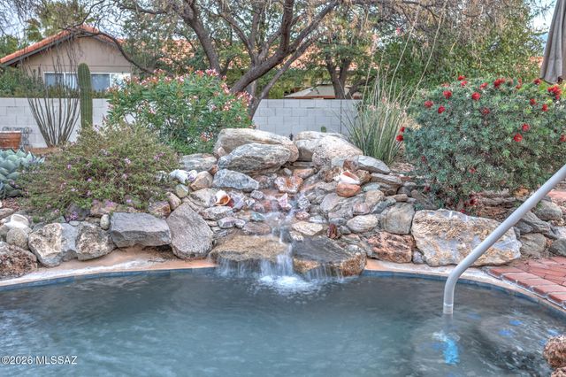 38035 S Rolling Hills Drive, Saddlebrooke, AZ 85739