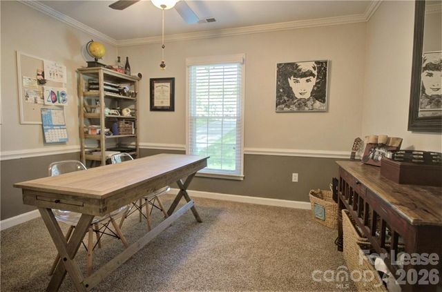 3806 Bridgewood Lane, Charlotte, NC 28226
