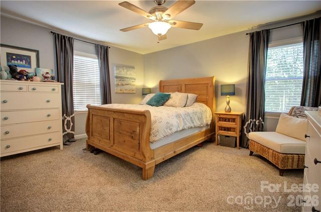 3806 Bridgewood Lane, Charlotte, NC 28226