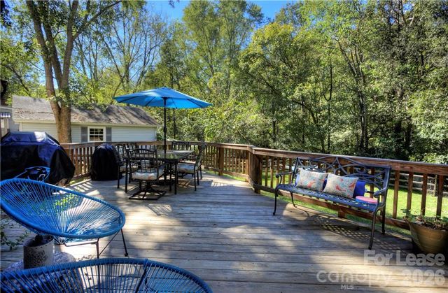 3806 Bridgewood Lane, Charlotte, NC 28226