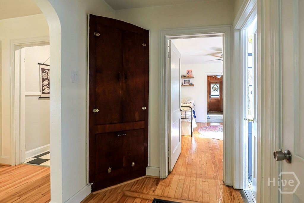 Image 10 of property listing at 2224 E 38th Street, Savannah, GA 31404