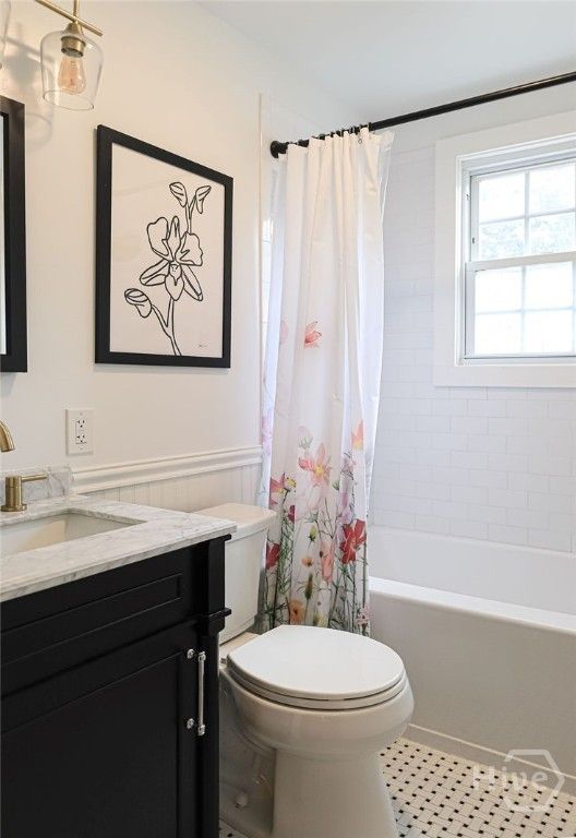 Image 13 of property listing at 2224 E 38th Street, Savannah, GA 31404