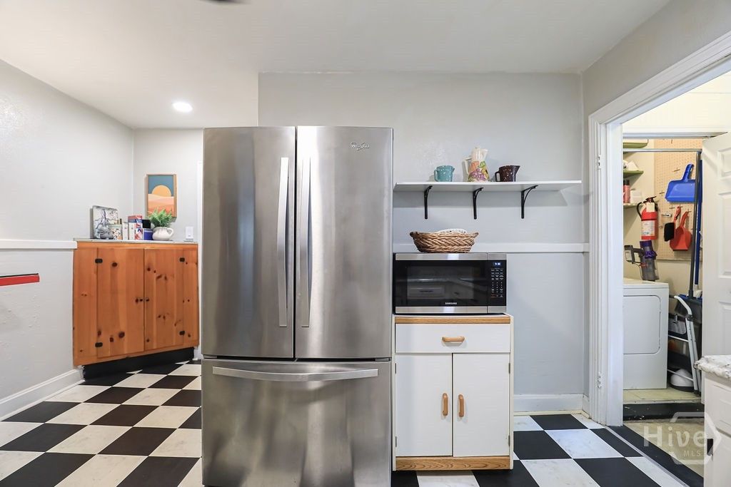 Image 19 of property listing at 2224 E 38th Street, Savannah, GA 31404