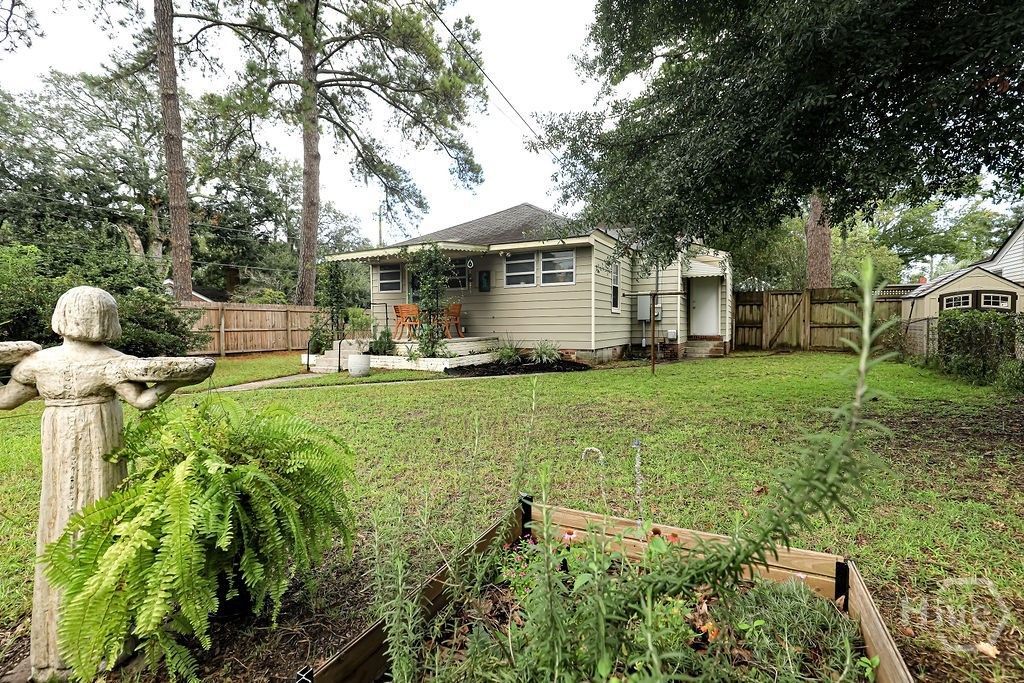 Image 38 of property listing at 2224 E 38th Street, Savannah, GA 31404