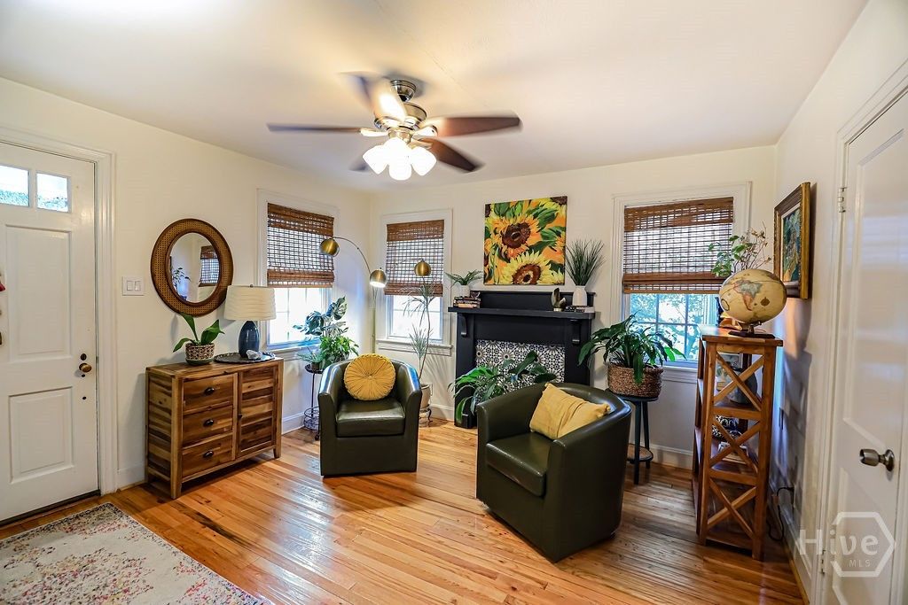 Image 4 of property listing at 2224 E 38th Street, Savannah, GA 31404