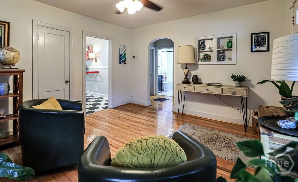 Image 6 of property listing at 2224 E 38th Street, Savannah, GA 31404