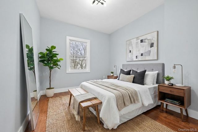 9210 104th Street, Richmond Hill, NY 11418