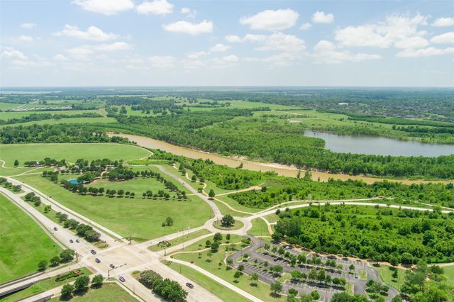 5203 Harvest Bend Court, Sugar Land, TX 77479