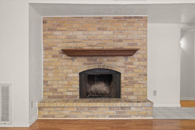 2017 Montana Trail, Grand Prairie, TX 75052