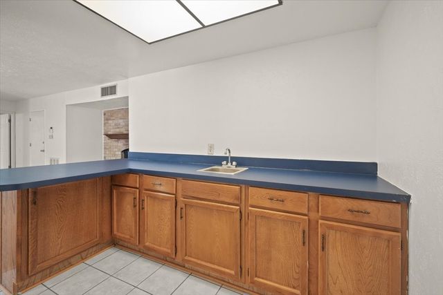2017 Montana Trail, Grand Prairie, TX 75052