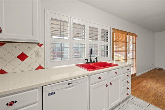 2017 Montana Trail, Grand Prairie, TX 75052