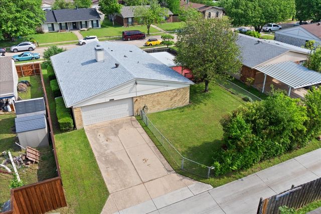 2017 Montana Trail, Grand Prairie, TX 75052