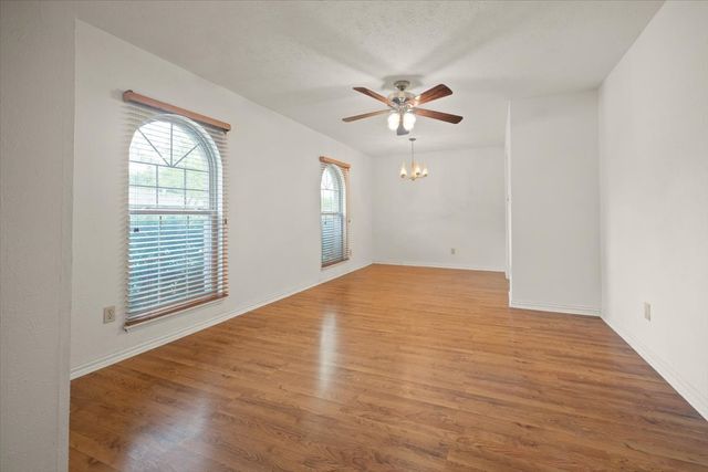 2017 Montana Trail, Grand Prairie, TX 75052