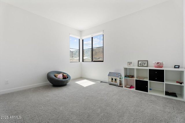 816 E Monte Way, Phoenix, AZ 85042