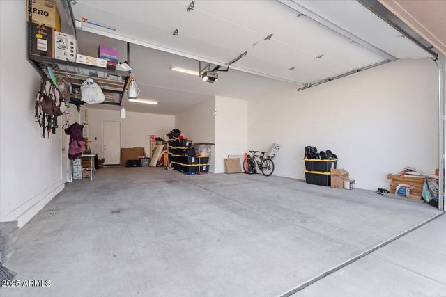 816 E Monte Way, Phoenix, AZ 85042