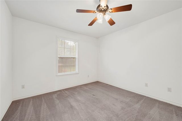 1104 Woodhaven Circle, College Station, TX 77840