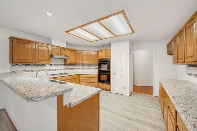 1104 Woodhaven Circle, College Station, TX 77840